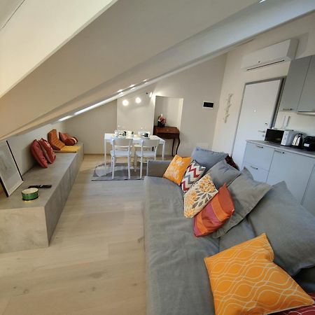 Ferienwohnung Mansarda Luxury: Lagrange Centro Turin Exterior foto