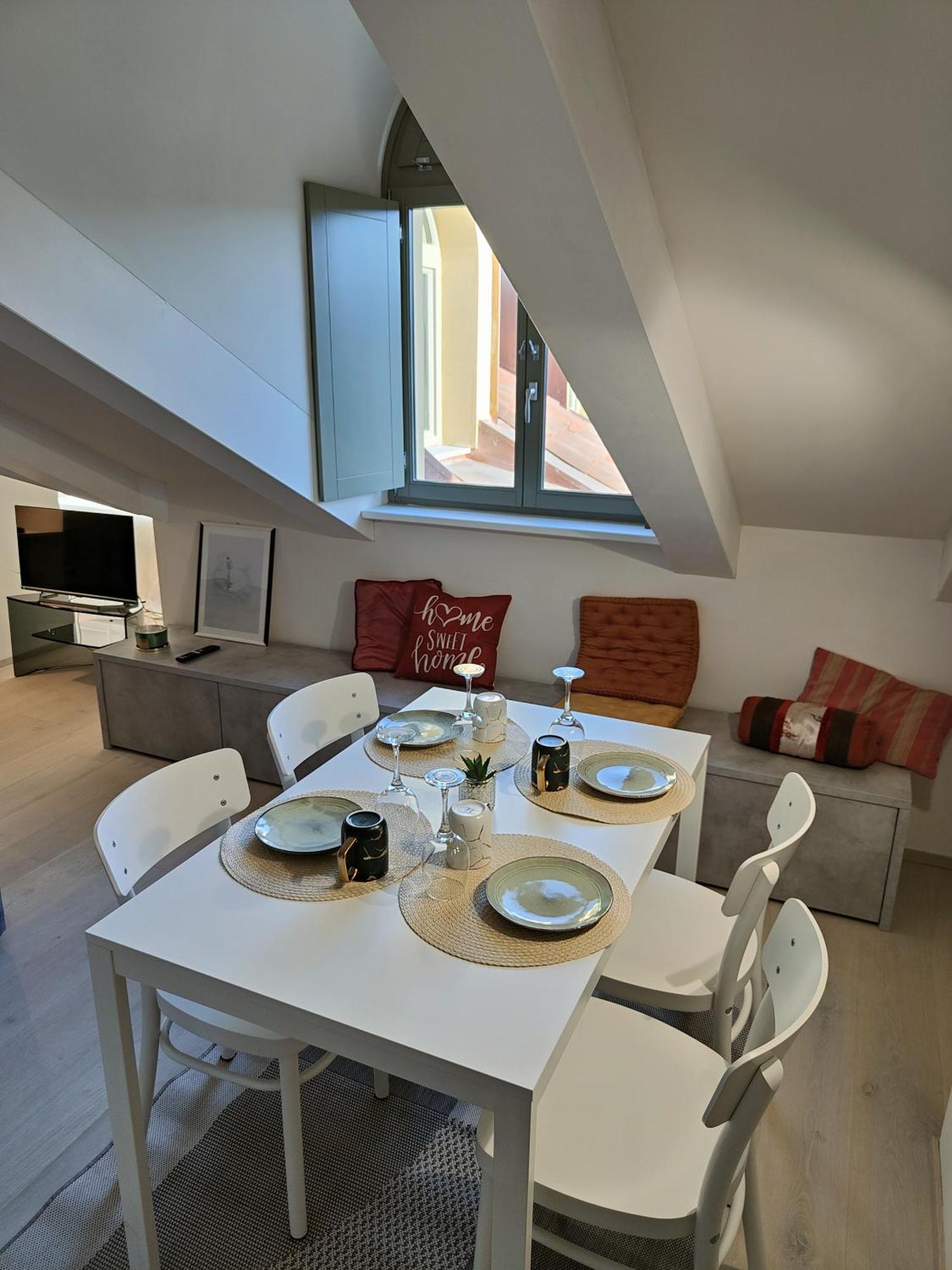 Ferienwohnung Mansarda Luxury: Lagrange Centro Turin Exterior foto