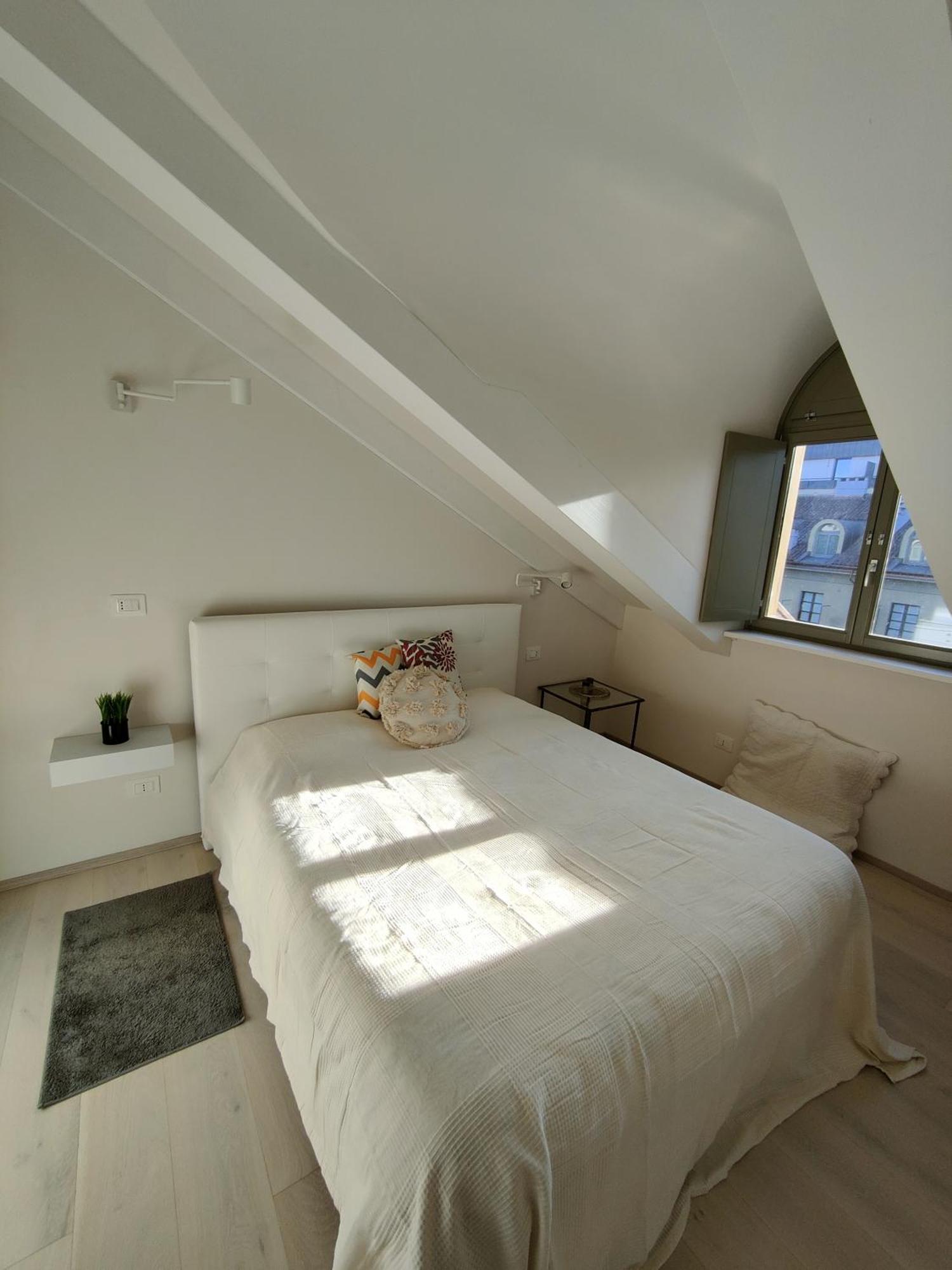 Ferienwohnung Mansarda Luxury: Lagrange Centro Turin Exterior foto